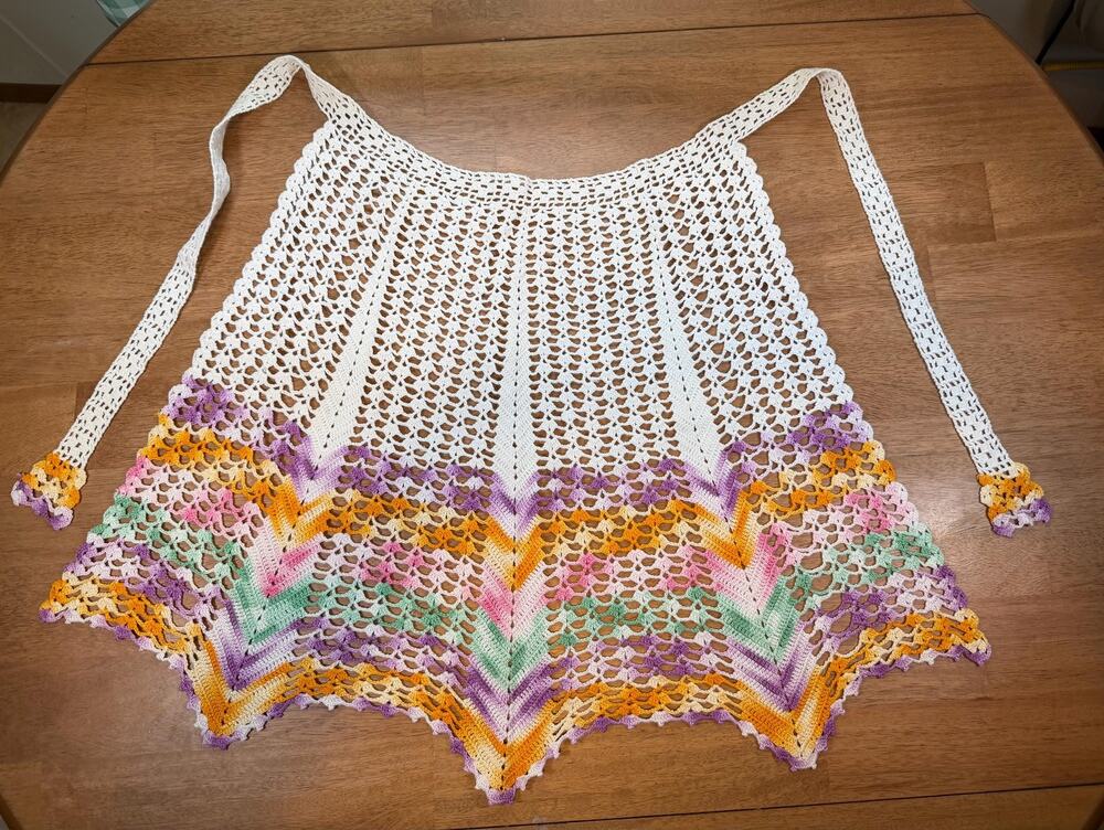 Vintage Handβ Crocheted Rainbow Lace Apron